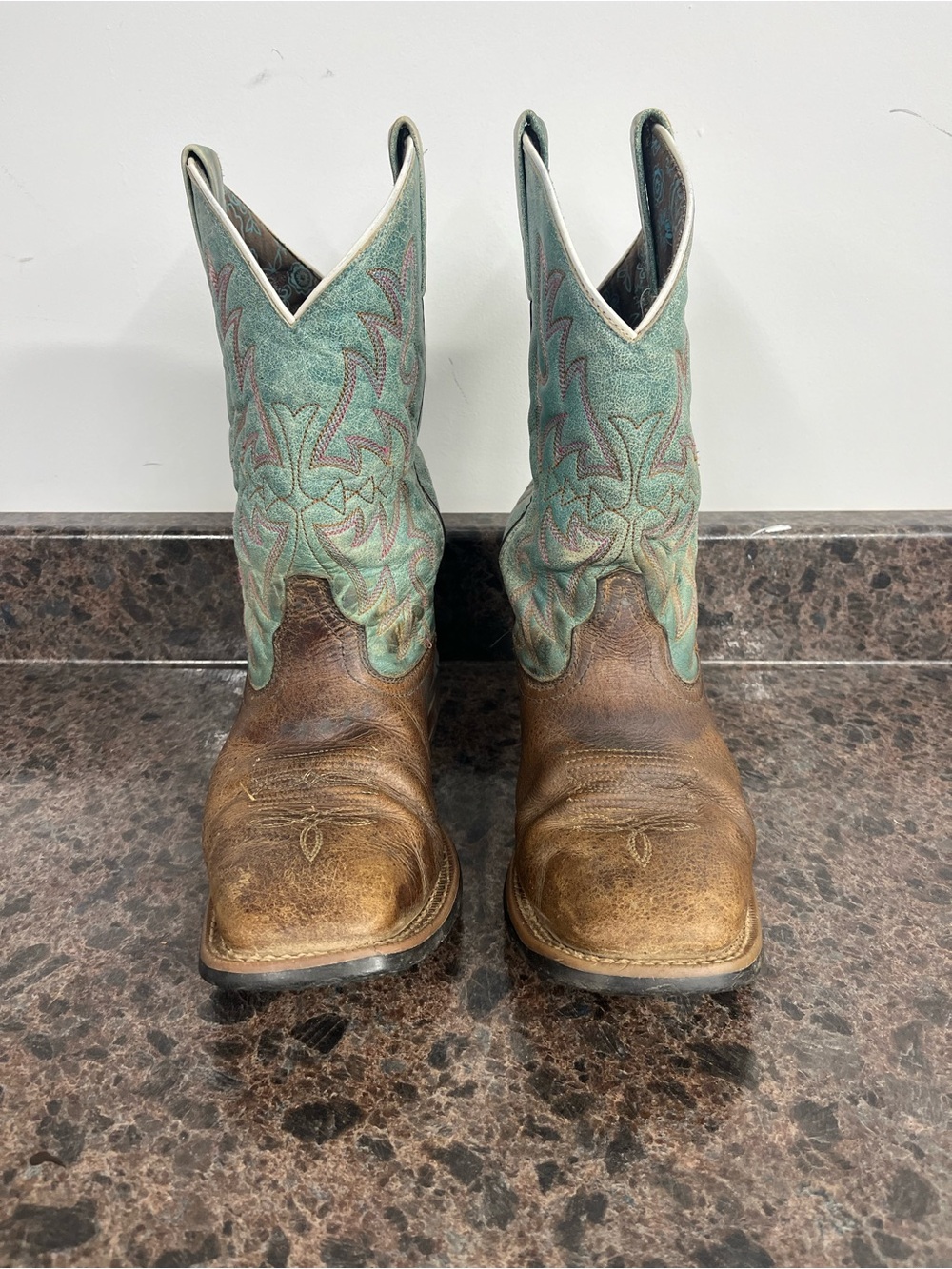Laredo cowboy boots